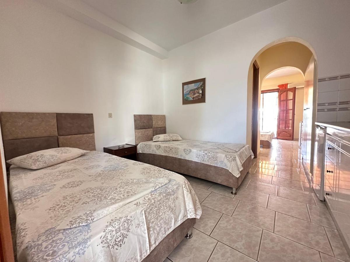 The Flower Apartments Toroni Exterior foto